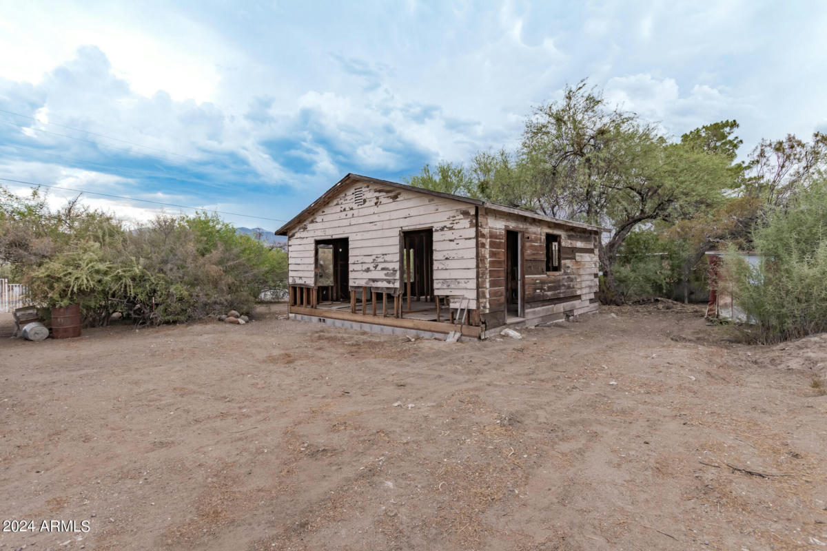 33601 S MUD SPRINGS RD # 72, BLACK CANYON CITY, AZ 85324, photo 1 of 18