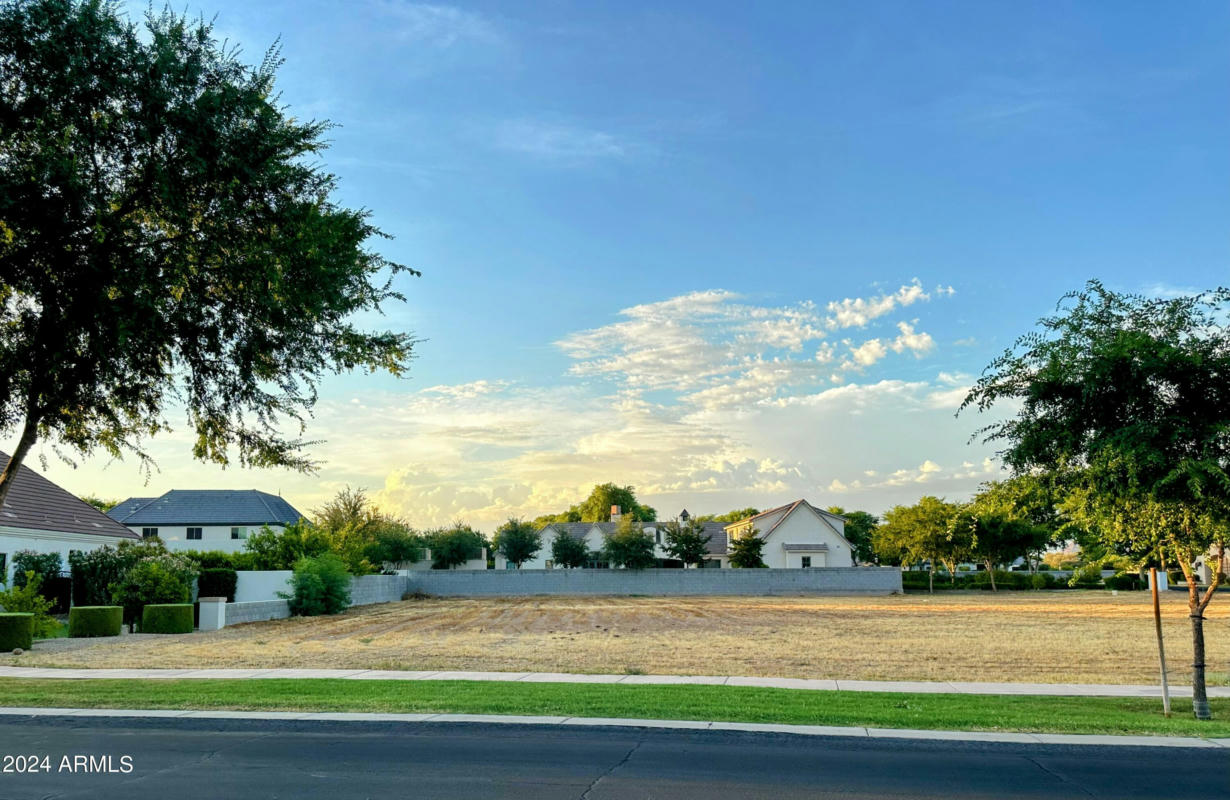 3242 E HUBER CIR # 11, MESA, AZ 85213, photo 1 of 13