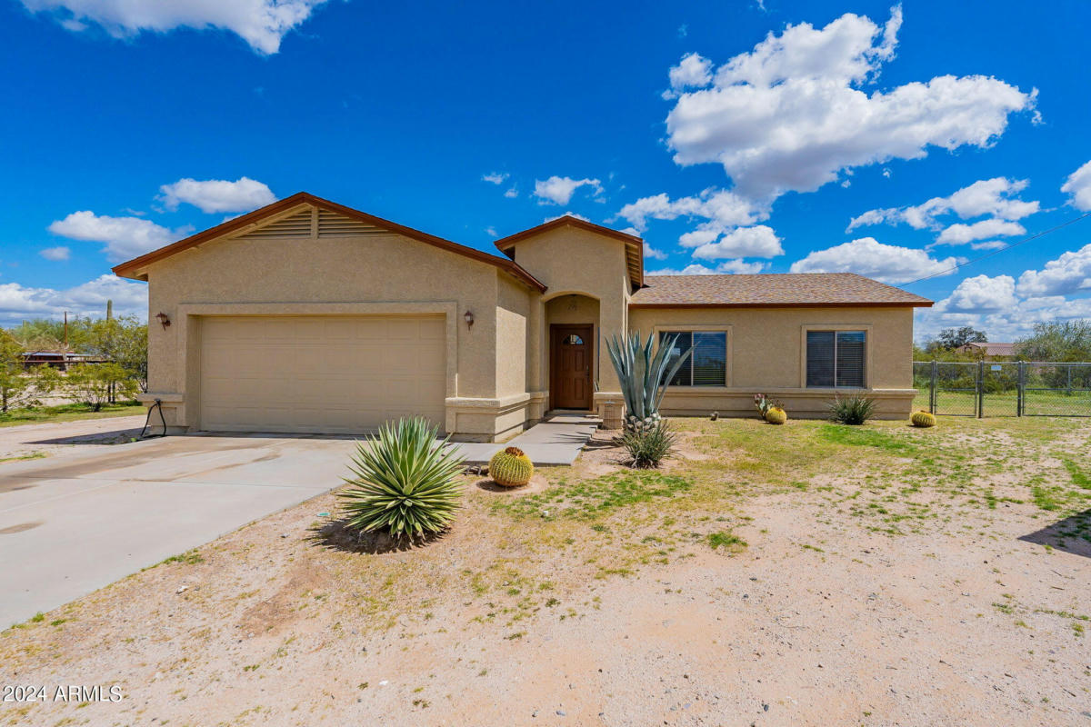 9269 N DIFFIN RD, FLORENCE, AZ 85132, photo 1 of 34