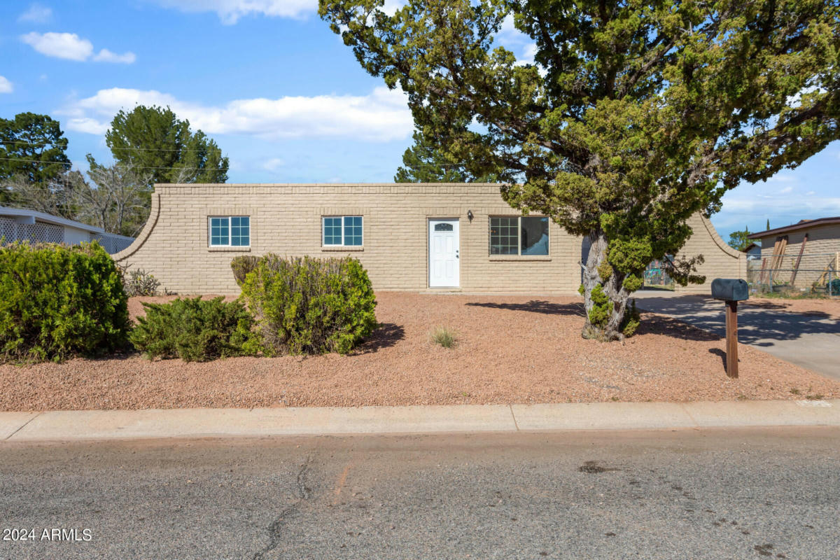 105 3RD ST, HUACHUCA CITY, AZ 85616, photo 1 of 20