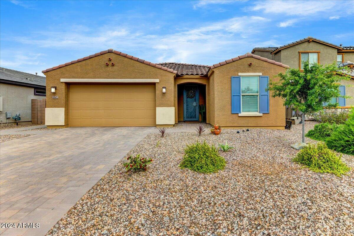 11807 S 53RD DR, LAVEEN, AZ 85339, photo 1 of 31