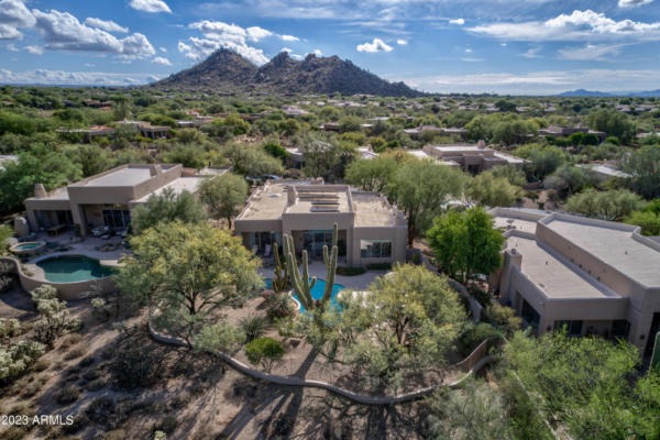 10 Must-Have Features for a Luxury Home - Scottsdale, Carefree